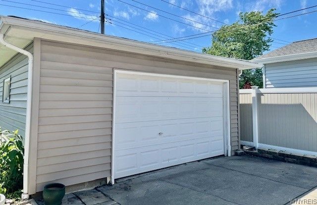 2182 Parker Boulevard, Tonawanda, NY 14150