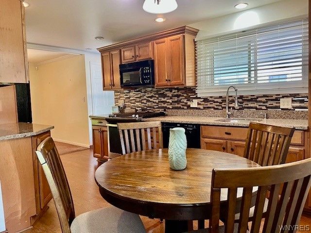 2182 Parker Boulevard, Tonawanda, NY 14150
