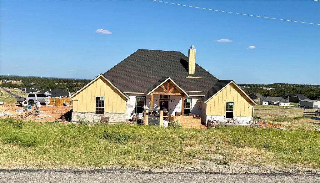 1016 Agnes Road, Springtown, TX 76082