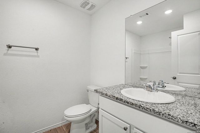 5458 DAPHNE PATH, San Antonio, TX 78253