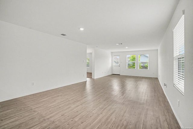 5458 DAPHNE PATH, San Antonio, TX 78253