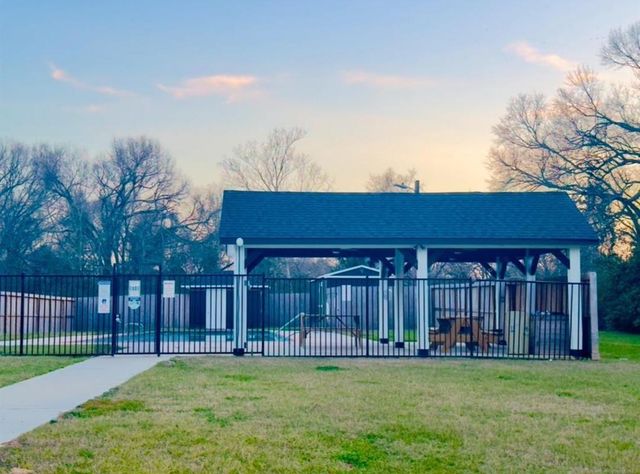 24901 Shannon St Street, Hempstead, TX 77445