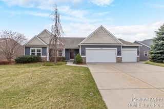 7532 Waterline Drive, Allendale Twp, MI 49401