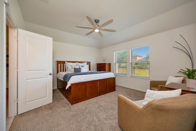 924 English Drive, Aubrey, TX 76227