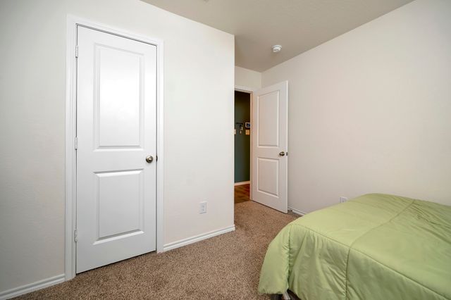 924 English Drive, Aubrey, TX 76227