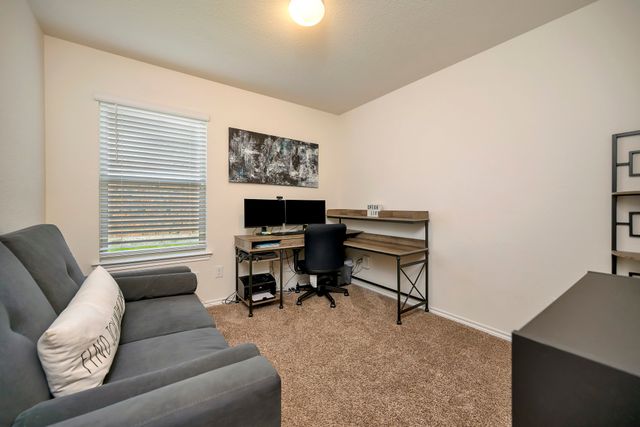 924 English Drive, Aubrey, TX 76227