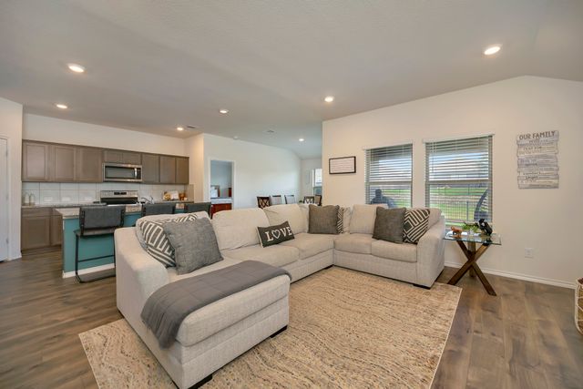 924 English Drive, Aubrey, TX 76227