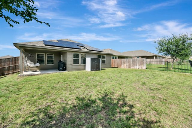 924 English Drive, Aubrey, TX 76227