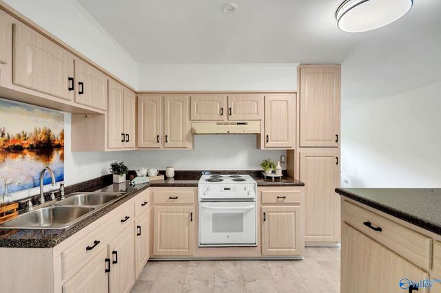 2723 Monticello Drive NW, Huntsville, AL 35810