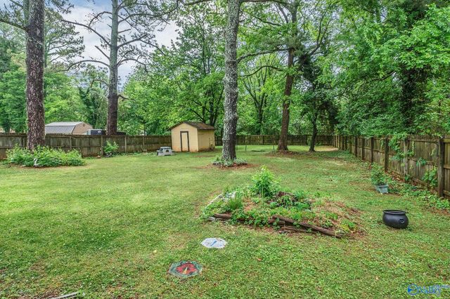 2723 Monticello Drive NW, Huntsville, AL 35810