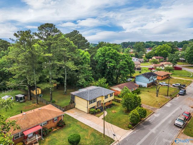 2723 Monticello Drive NW, Huntsville, AL 35810