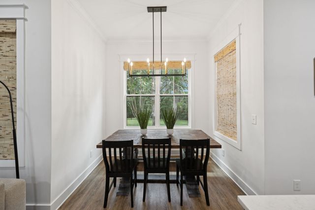 397 Campfire Ct, Winchester, TN 37398