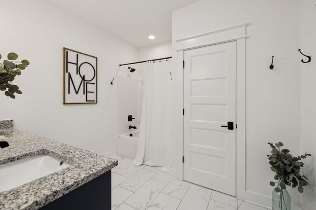 397 Campfire Ct, Winchester, TN 37398