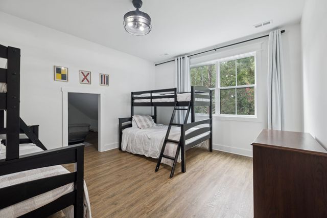 397 Campfire Ct, Winchester, TN 37398