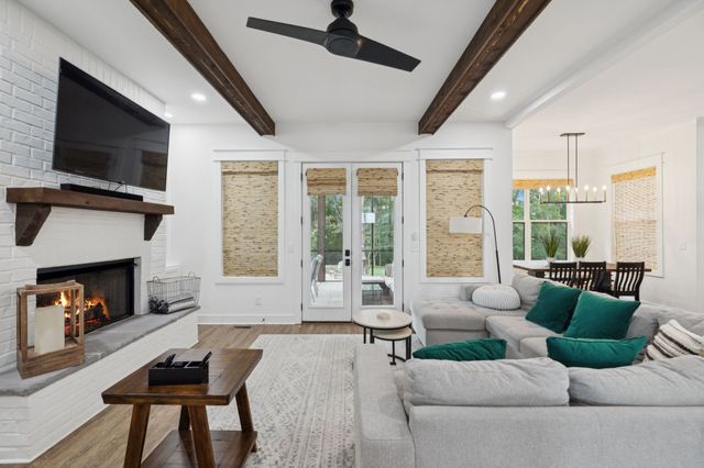 397 Campfire Ct, Winchester, TN 37398