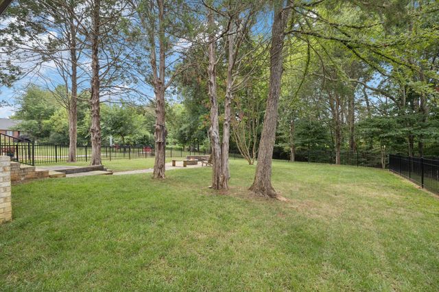 397 Campfire Ct, Winchester, TN 37398