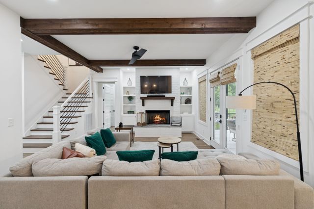 397 Campfire Ct, Winchester, TN 37398