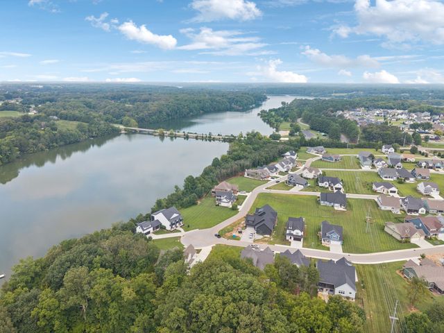 397 Campfire Ct, Winchester, TN 37398