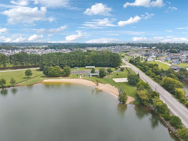 397 Campfire Ct, Winchester, TN 37398