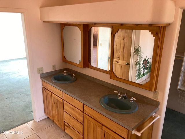 22 COUNTY ROAD N9151 --, Concho, AZ 85924