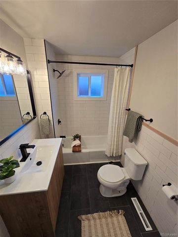 21 Rutherford Avenue, Johnstown, CO 80534