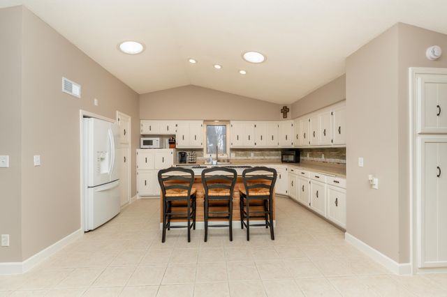 21506 Texas Avenue, Prior Lake, MN 55372