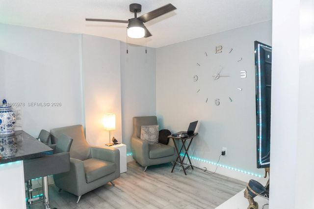 6190 W 19th Ave 201, Hialeah, FL 33012