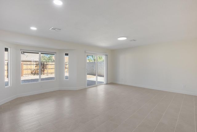 6934 W McLellan Road, Glendale, AZ 85303