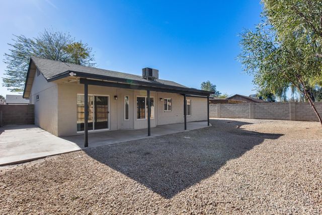 6934 W McLellan Road, Glendale, AZ 85303