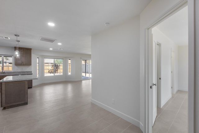 6934 W McLellan Road, Glendale, AZ 85303