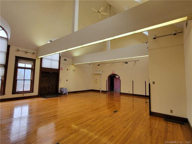 1004 Boston Post Road 1B, West Haven, CT 06516