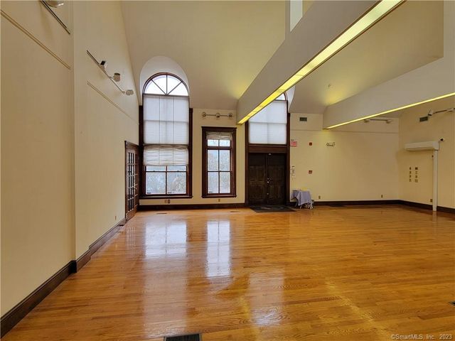 1004 Boston Post Road 1B, West Haven, CT 06516