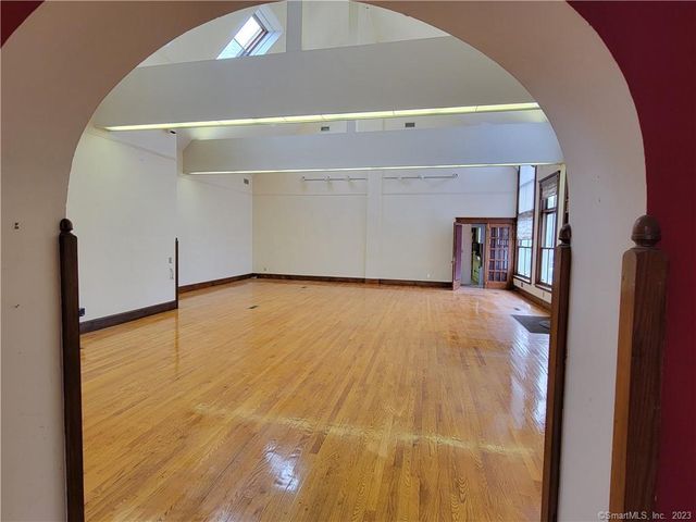 1004 Boston Post Road 1B, West Haven, CT 06516