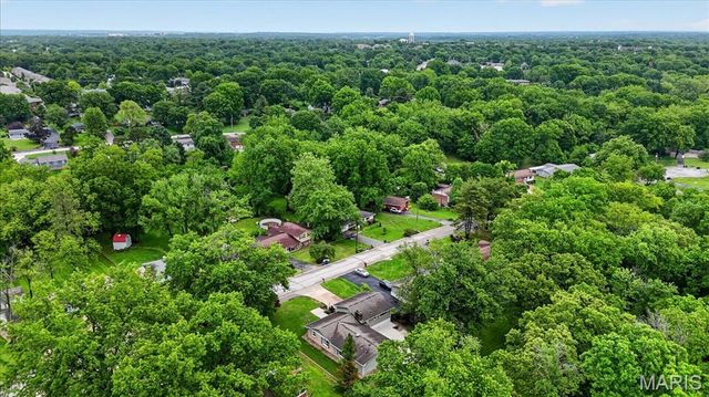 1206 Fairview Drive, Ellisville, MO 63011