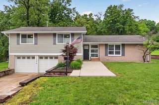 1206 Fairview Drive, Ellisville, MO 63011