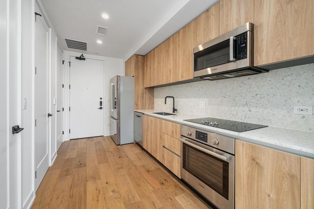84 EAST Ave 2008, Austin, TX 78701