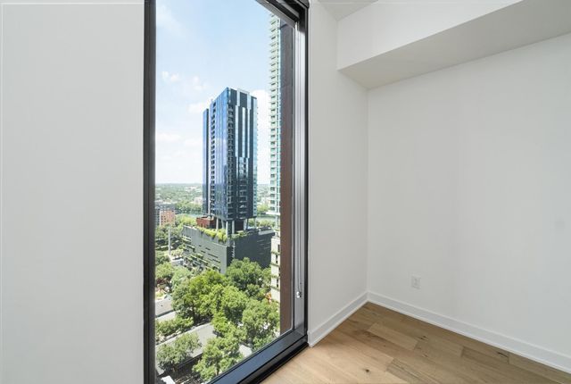 84 EAST Ave 2008, Austin, TX 78701