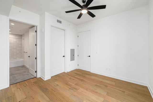 84 EAST Ave 2008, Austin, TX 78701