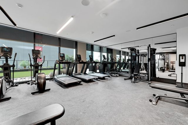 84 EAST Ave 2008, Austin, TX 78701