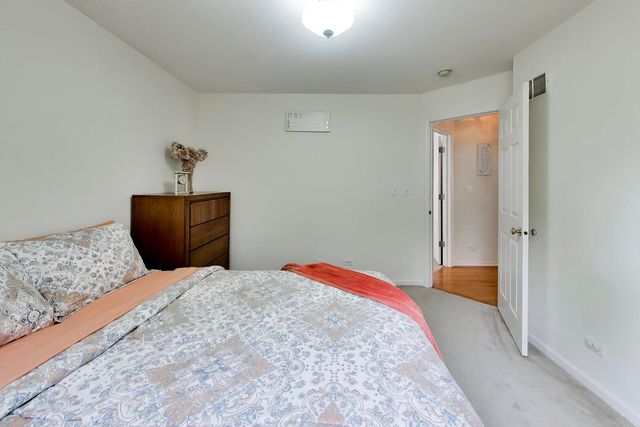 1819 Krowka Drive, Des Plaines, IL 60018