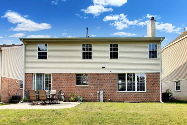 1819 Krowka Drive, Des Plaines, IL 60018