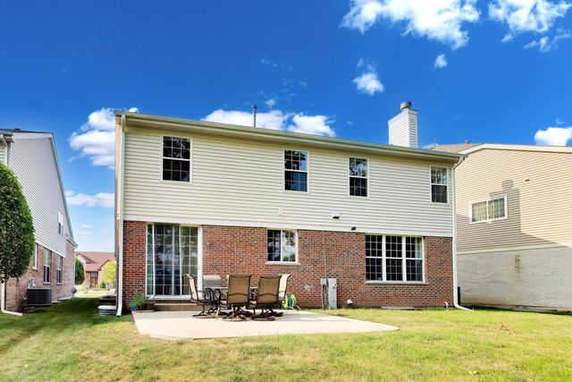 1819 Krowka Drive, Des Plaines, IL 60018