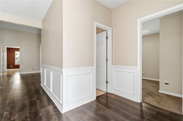 6141 Redtop Loop, Fairburn, GA 30213