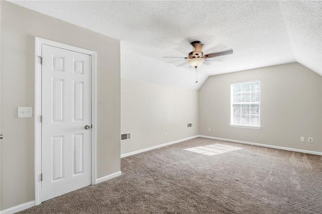 6141 Redtop Loop, Fairburn, GA 30213