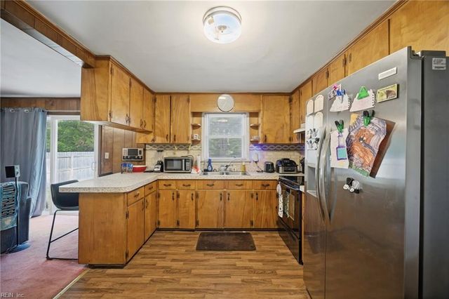 1030 Mains Creek RD, Chesapeake, VA 23320