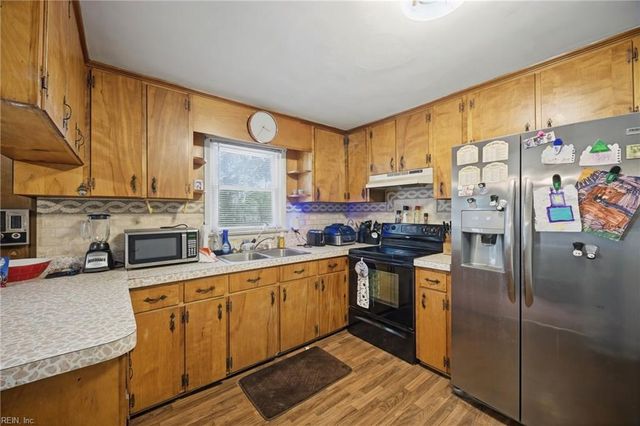 1030 Mains Creek RD, Chesapeake, VA 23320
