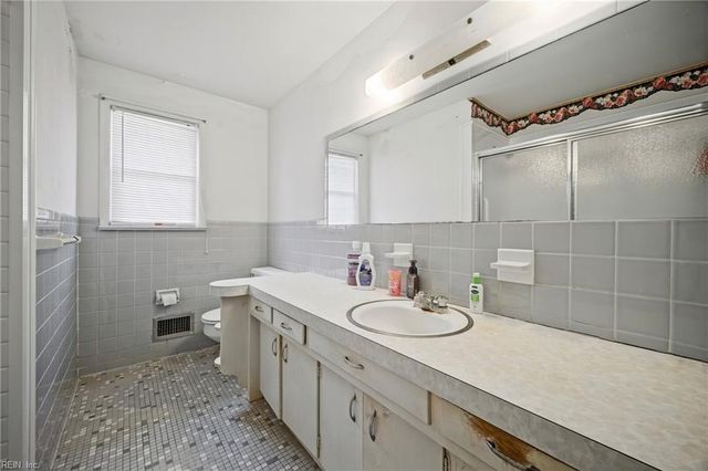 1030 Mains Creek RD, Chesapeake, VA 23320