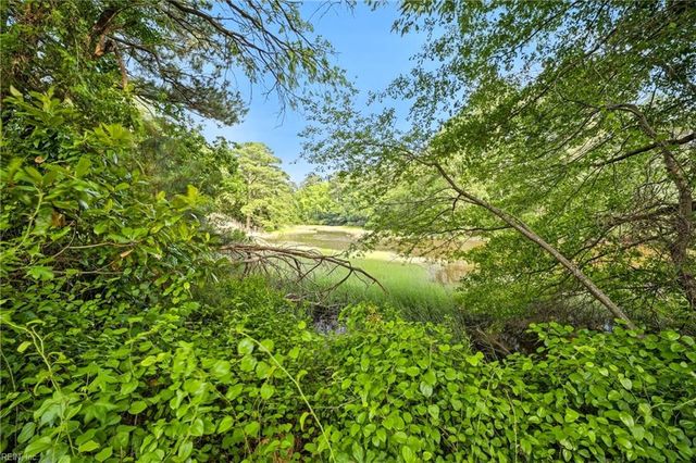 1030 Mains Creek RD, Chesapeake, VA 23320