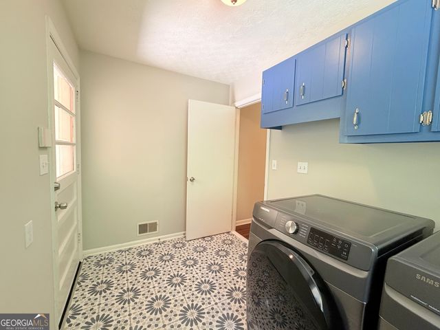 1140 Azalea Circle, Marietta, GA 30062