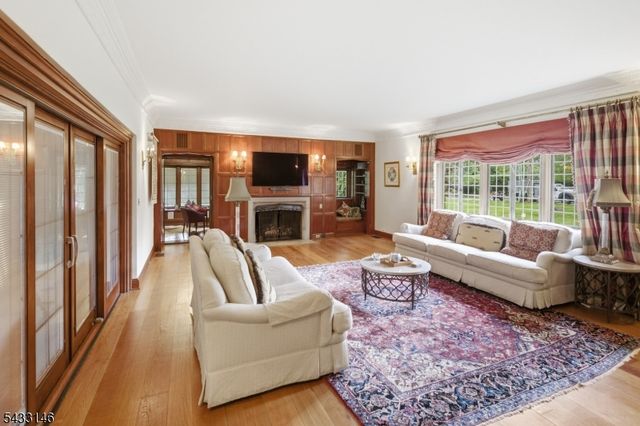 120 Old Chester Rd, Essex Fells Twp., NJ 07021
